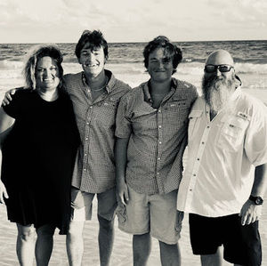 Meet your Posher, Christin